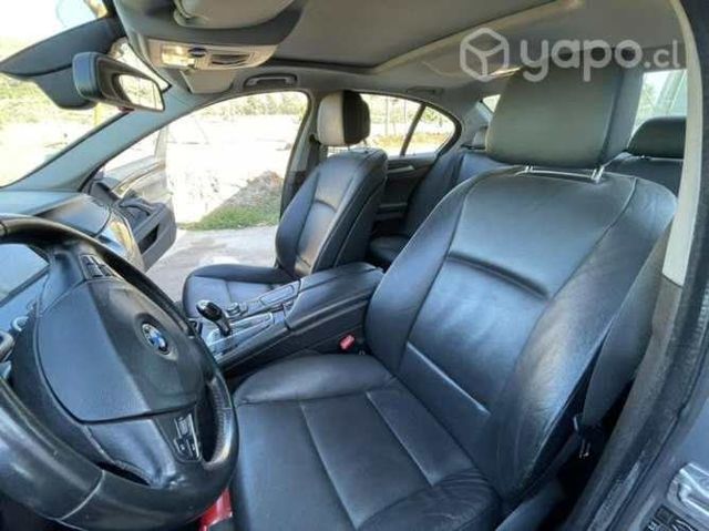 BMW 523i 5 series año 2011