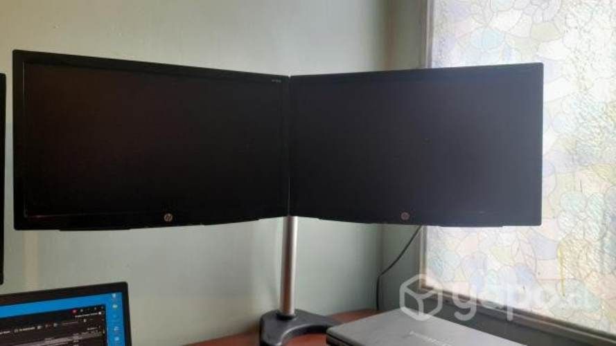 Soporte para dos monitores de hasta 19 pulgadas