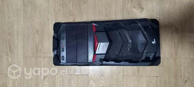 Pc de escritorio en buen estado (conversable)