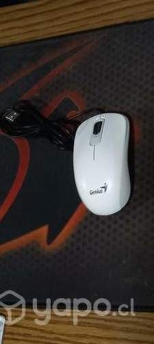 Pc de escritorio en buen estado (conversable)