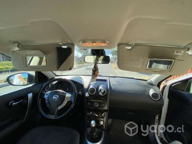 Nissan qashqai 2011