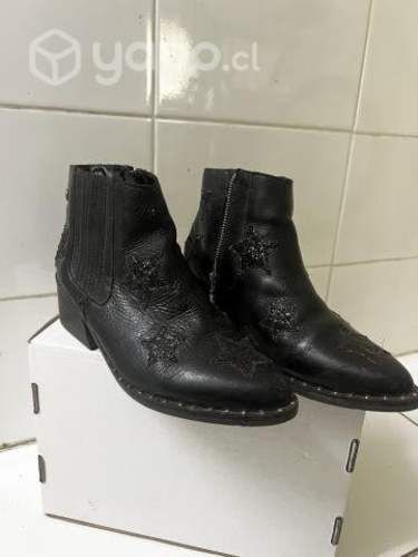 Botines negros cmoran talla 37