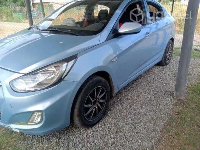 Hyundai accent 2014
