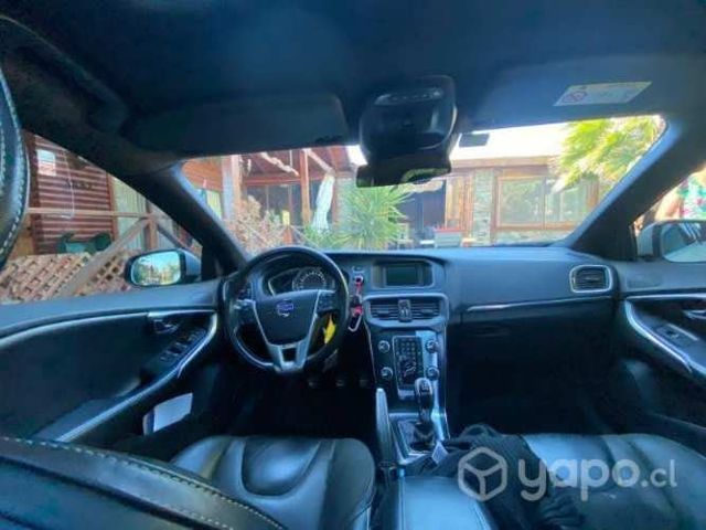 Volvo v40 R desing por viaje a toda prueba