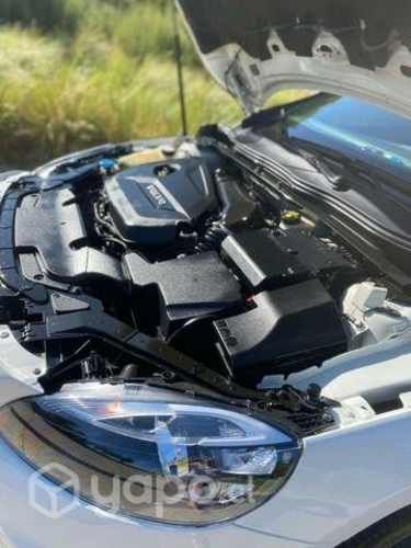 Volvo v40 R desing por viaje a toda prueba