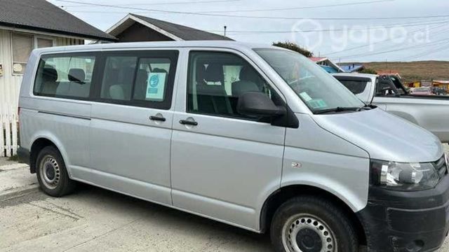 MINIBÚS VOLKSWAGEN TRANSPORTER AÑO 2016 4 x4