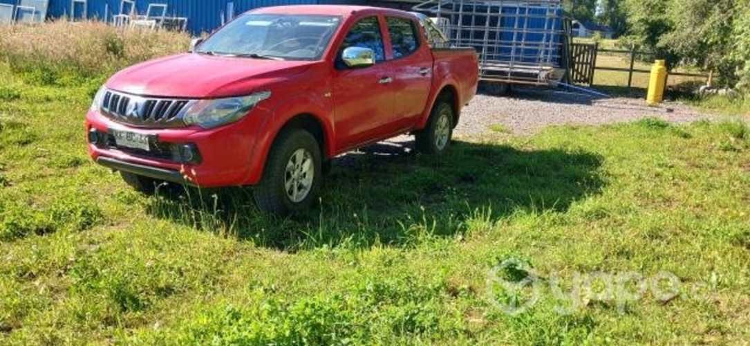 Mitsubishi l200 2018 full equipo