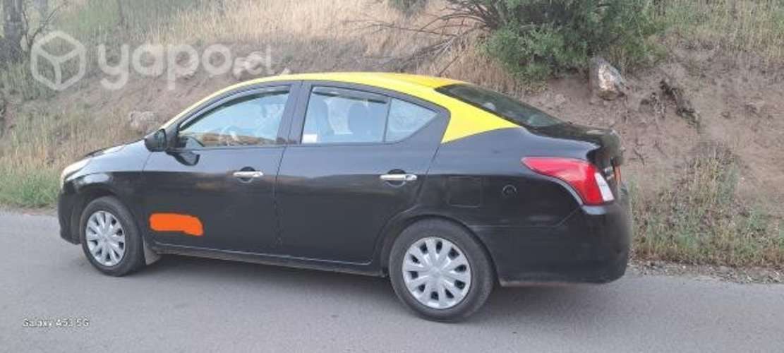 Taxi nissan versa 2019