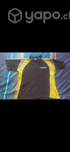 Polera y cortaviento