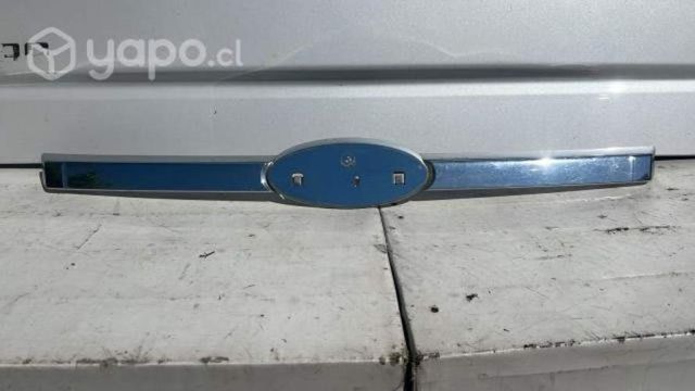 Ford ranger bisel mascara (12-16)