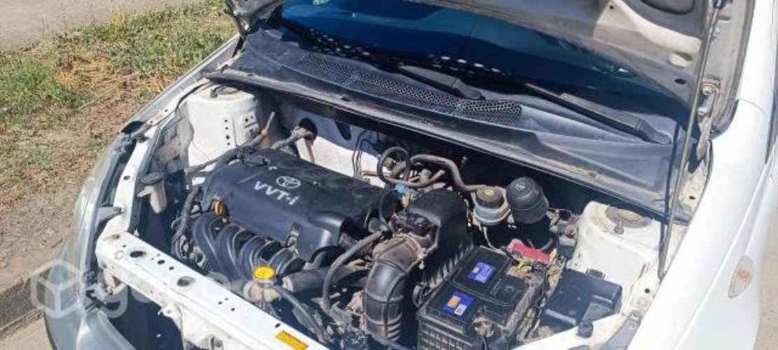 Toyota Yaris Sport 2004