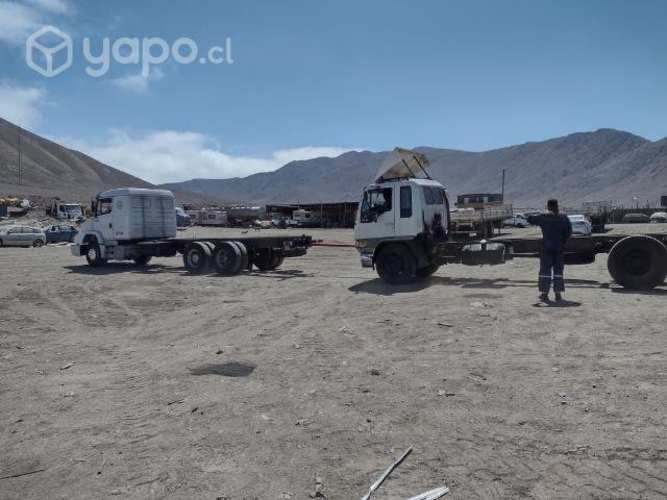 Camión Hino desarme