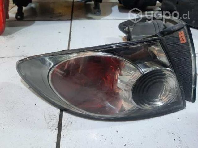 Focos tracero mazda 6 2006