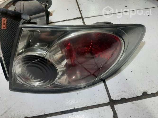 Focos tracero mazda 6 2006