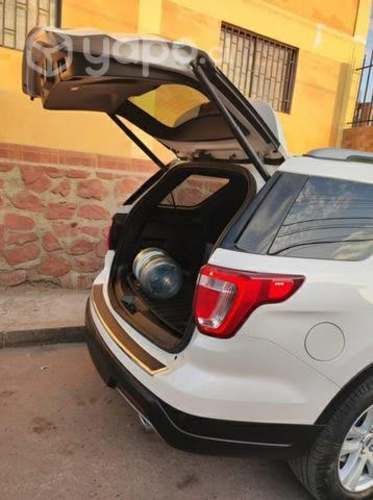 Ford explorer XLT 2019