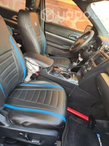 Ford explorer XLT 2019