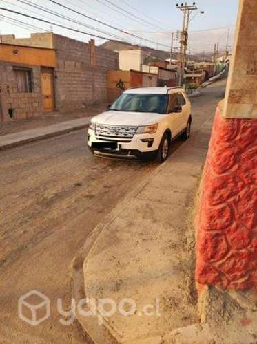 Ford explorer XLT 2019