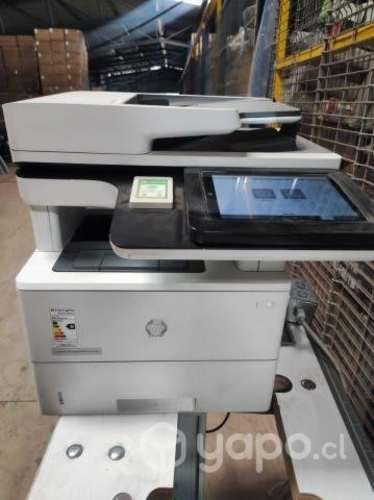 Impresora multifunción HP LaserJet Managed de la s