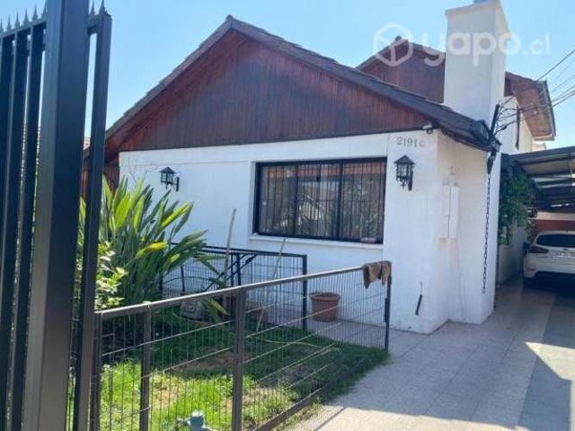 Amplia habitación en arriendo