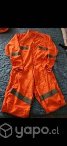 Overoles naranjos nuevos