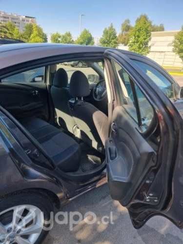 Nissan Versa Año 2017
