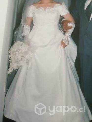 Vestido de novia y accesorios