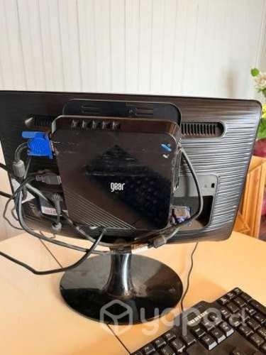 Computador de escritorio nano