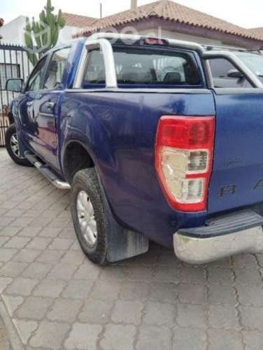 Vendo camioneta Ford Ranger año 2014,