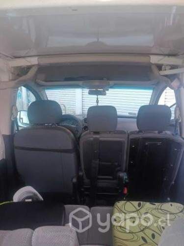 Furgón peugeot partner 2012