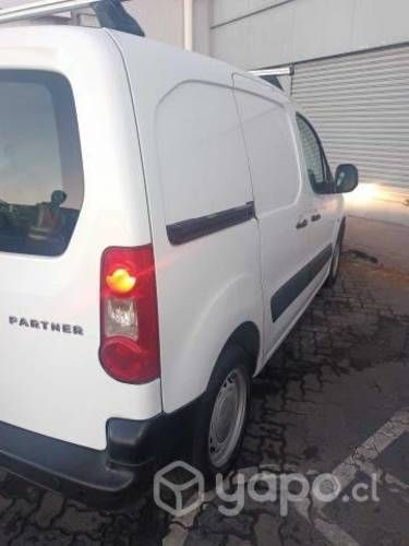 Furgón peugeot partner 2012