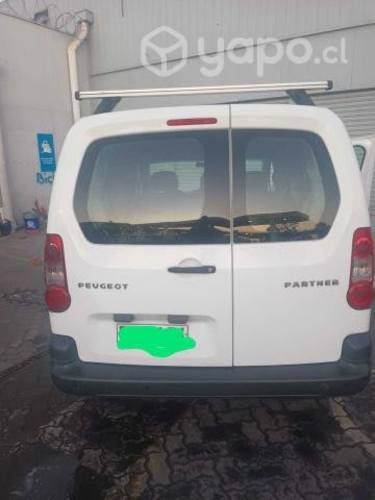 Furgón peugeot partner 2012