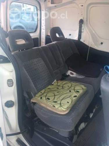 Furgón peugeot partner 2012