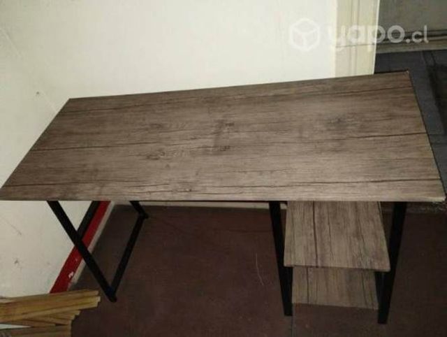 Mesa de Escritorio Impecable!