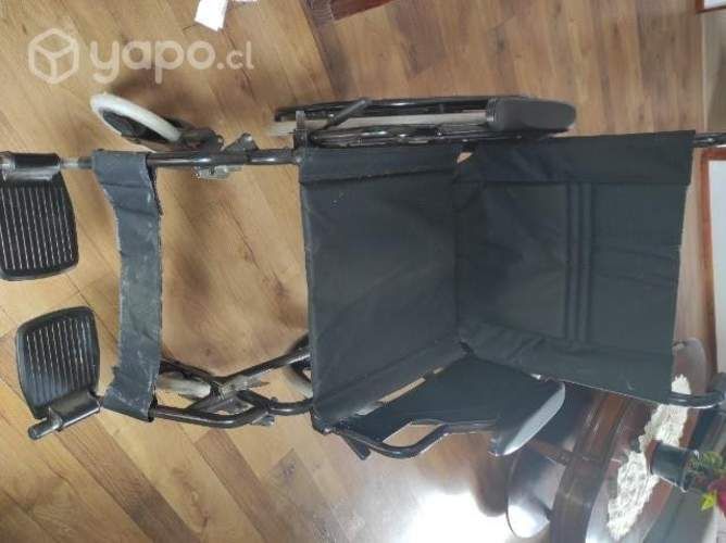 Silla de ruedas sin uso
