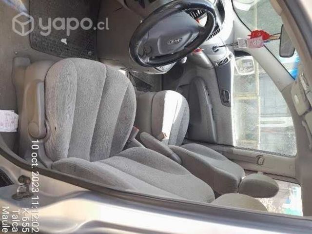 Vendo kia gran carnival