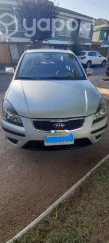 Kia motors rio 2011