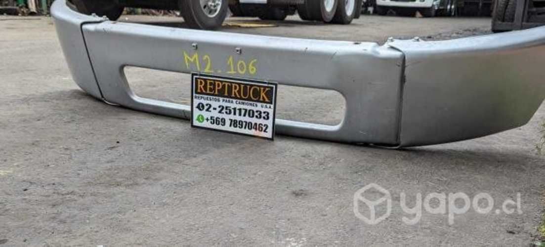 Parachoques freightliner m2 106
