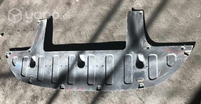 Cubre motor Kia soluto