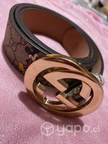 Cinturón gucci
