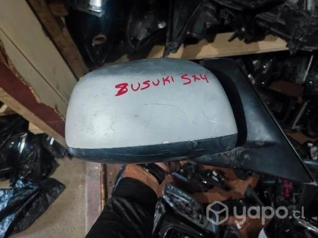 Suzuki sx4 espejo derecho