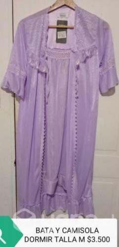 Bata y camisa de dormir