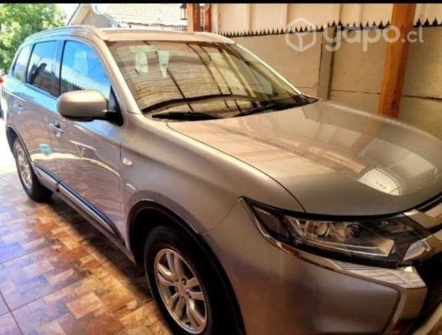 Mitsubishi Outlander 2016