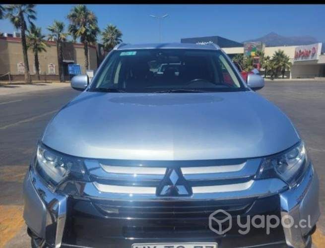 Mitsubishi Outlander 2016