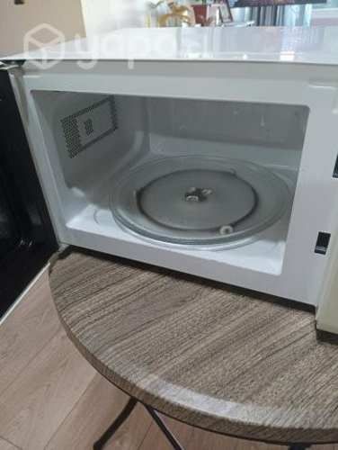 Microonda marca Groven