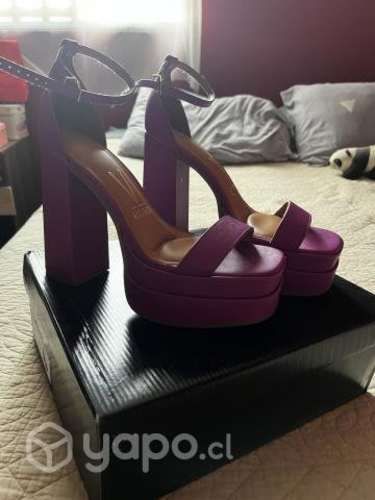 Zapatos y zapatillas