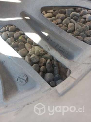 Llanta Aro 18 aleación NISSAN NP300 ORIGINAL