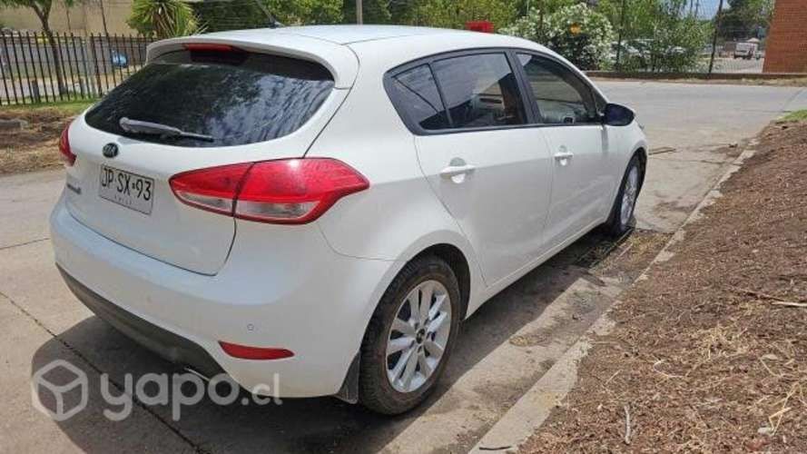 Kia cerato 5 2017