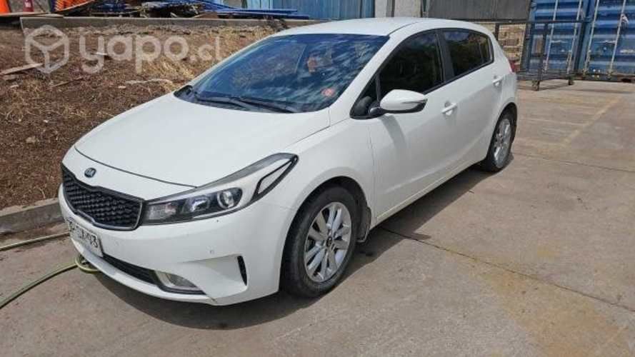 Kia cerato 5 2017