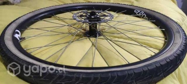 Vendo Rueda delantera aro 26 eje 20 dirtjump