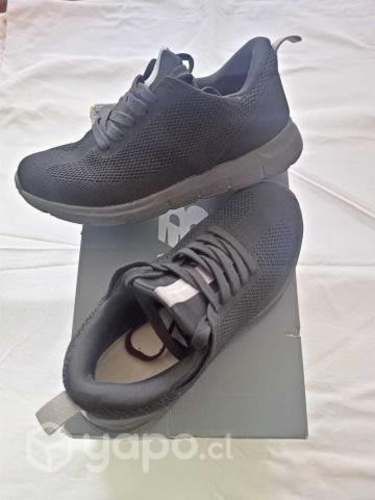 Zapatillas Negras/Talla 36/hush puppies